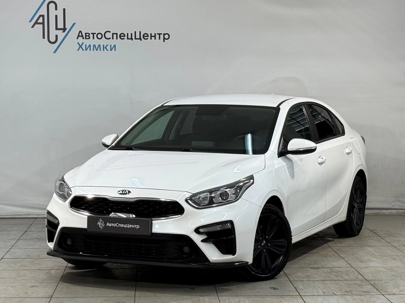 Автомобиль Kia Cerato IV поколение 1.6 AT (128 л.с.) Base Белый 2020 с пробегом 121 152 км