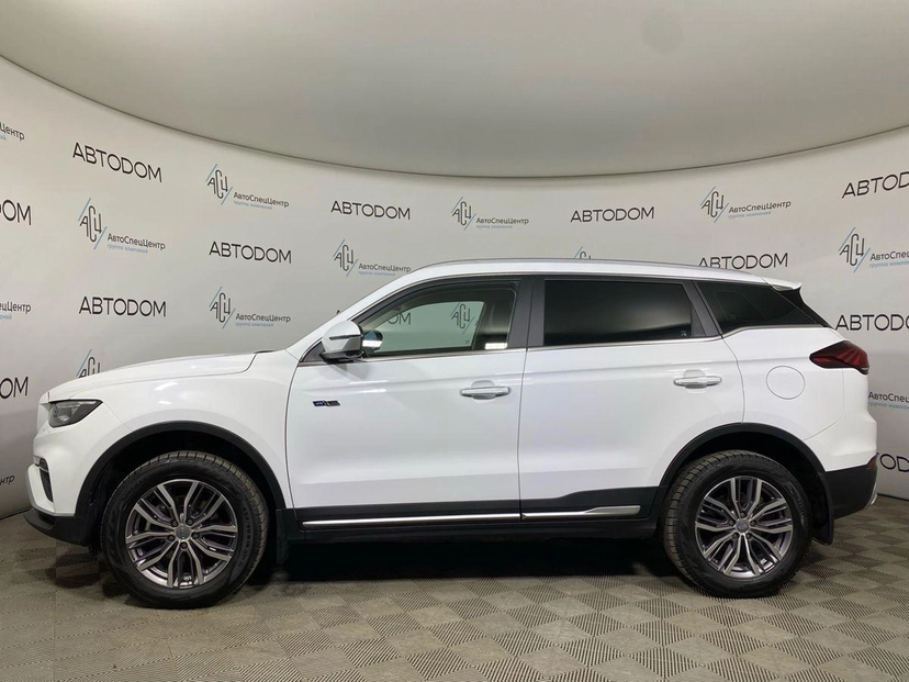 Автомобиль Geely Atlas Pro I поколение 1.5 AMT 4WD (177 л.с.) Flagship Белый 2024 с пробегом 26 500 км