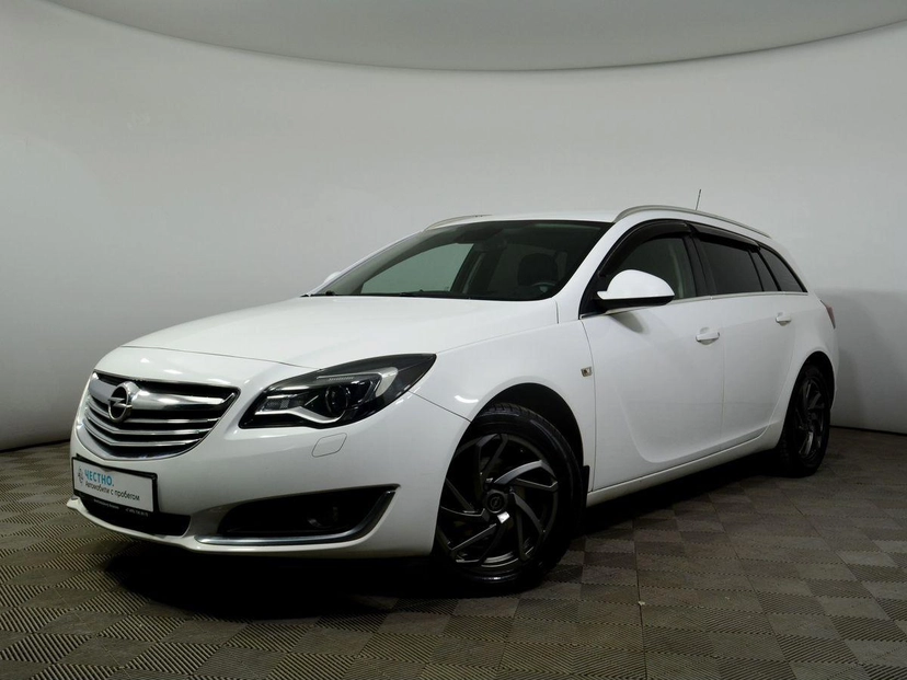 Автомобиль Opel Insignia I [рестайлинг] 1.8 Ecotec MT (140 л.с.) Base Белый 2014 с пробегом 96 000 км
