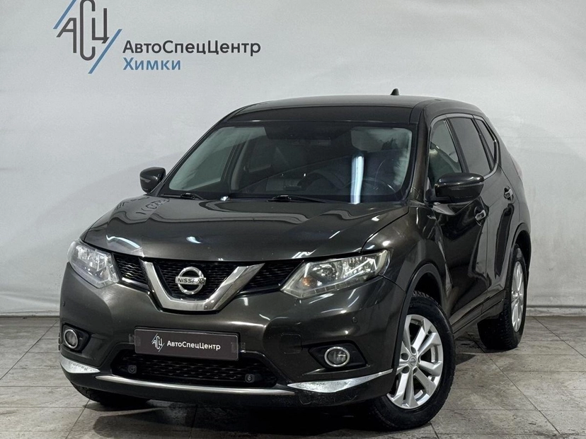 Автомобиль Nissan X-Trail III поколение (T32) 2.0 CVT 4WD (144 л.с.) SE Зелёный 2018 с пробегом 192 000 км