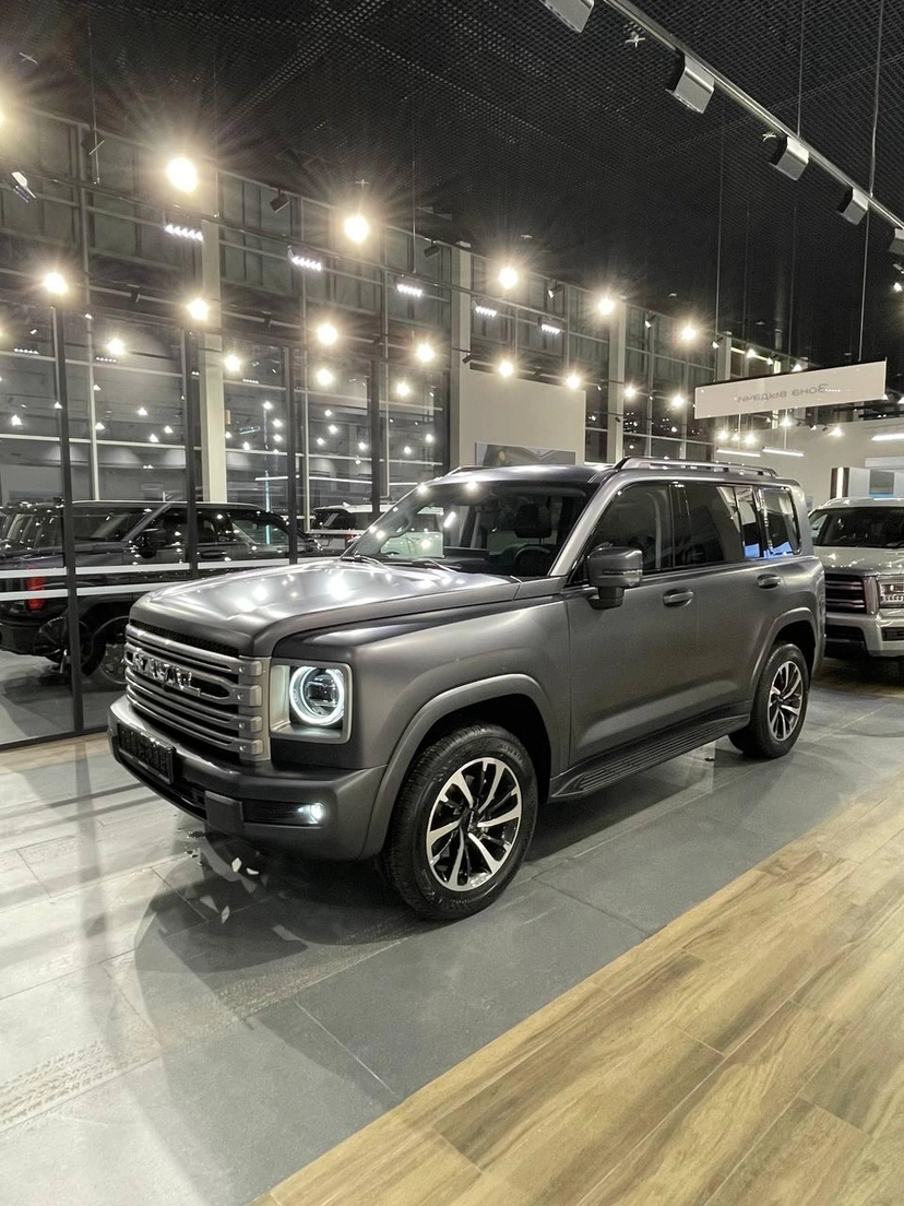 Автомобиль Haval H9 II поколение 2.0 AT 4WD (218 л.с.) Premium Серый 2025 новый