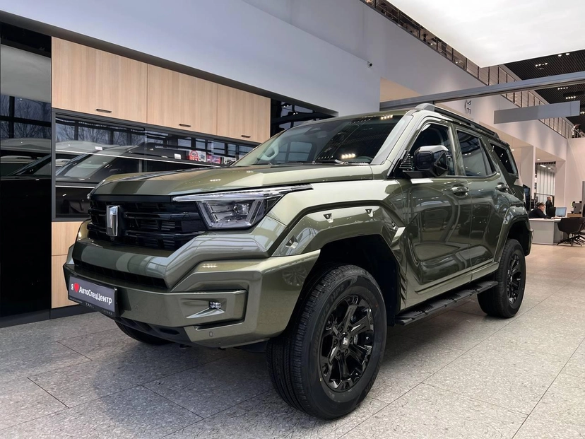 Автомобиль TANK 400 I поколение 2.0 AT 4WD (245 л.с.) Premium Зелёный 2024 новый