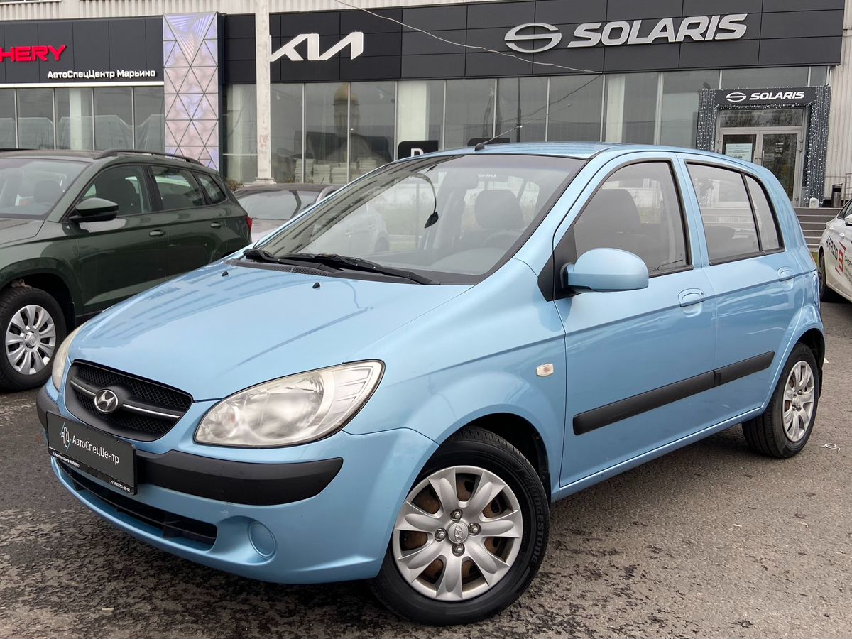 Автомобиль Hyundai Getz I [рестайлинг] 1.4 AT (97 л.с.) Family Голубой 2010 с пробегом 123 000 км