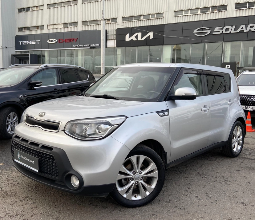 Автомобиль Kia Soul II поколение 1.6 AT (132 л.с.) Luxe Серебристый 2016 с пробегом 102 000 км