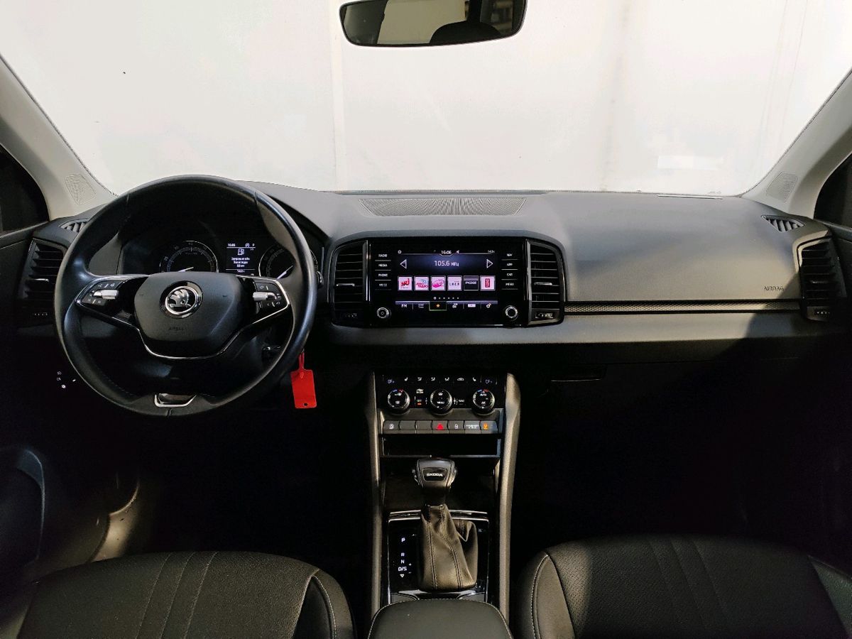 Автомобиль Skoda Karoq I поколение 1.4 AT (150 л.с.) Hockey Edition Чёрный 2021 с пробегом 129 189 км