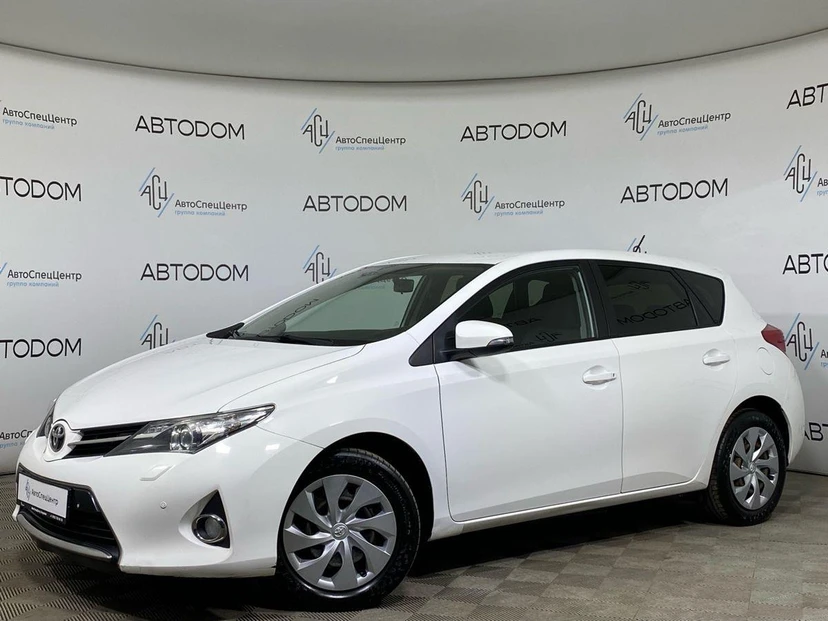 Toyota Auris II поколение 1.6 CVT (132 л.с.) Элеганс Белый 2013 с пробегом 151 965 км