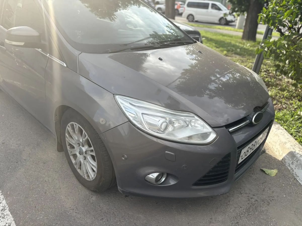 Ford Focus III поколение 2.0 AMT (150 л.с.) Titanium Серый 2012 с пробегом 234 758 км