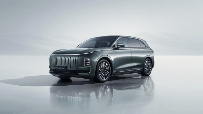 Автомобиль EXEED EXLANTIX ET I поколение 1.5hyb AT 4WD (469 л.с.) Top Зелёный 2025 новый