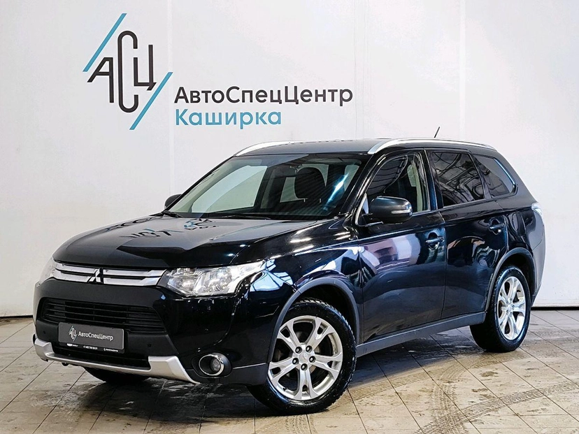 Автомобиль Mitsubishi Outlander III поколение 2.0 CVT 4WD (146 л.с.) Instyle Чёрный 2014 с пробегом 173 519 км