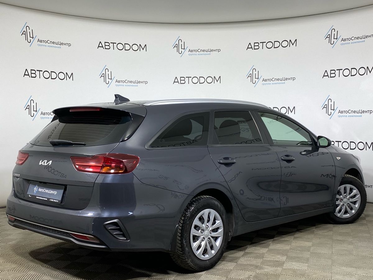 Автомобиль Kia Ceed III [рестайлинг] 1.6 AT (128 л.с.) Comfort Серый 2022 с пробегом 84 472 км