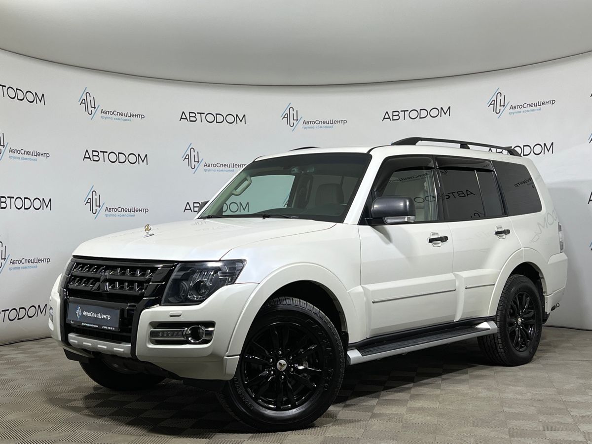 Mitsubishi Pajero IV [2-й рестайлинг] 3.8 AT 4WD (250 л.с.) GLS Белый 2019 с пробегом 36 280 км