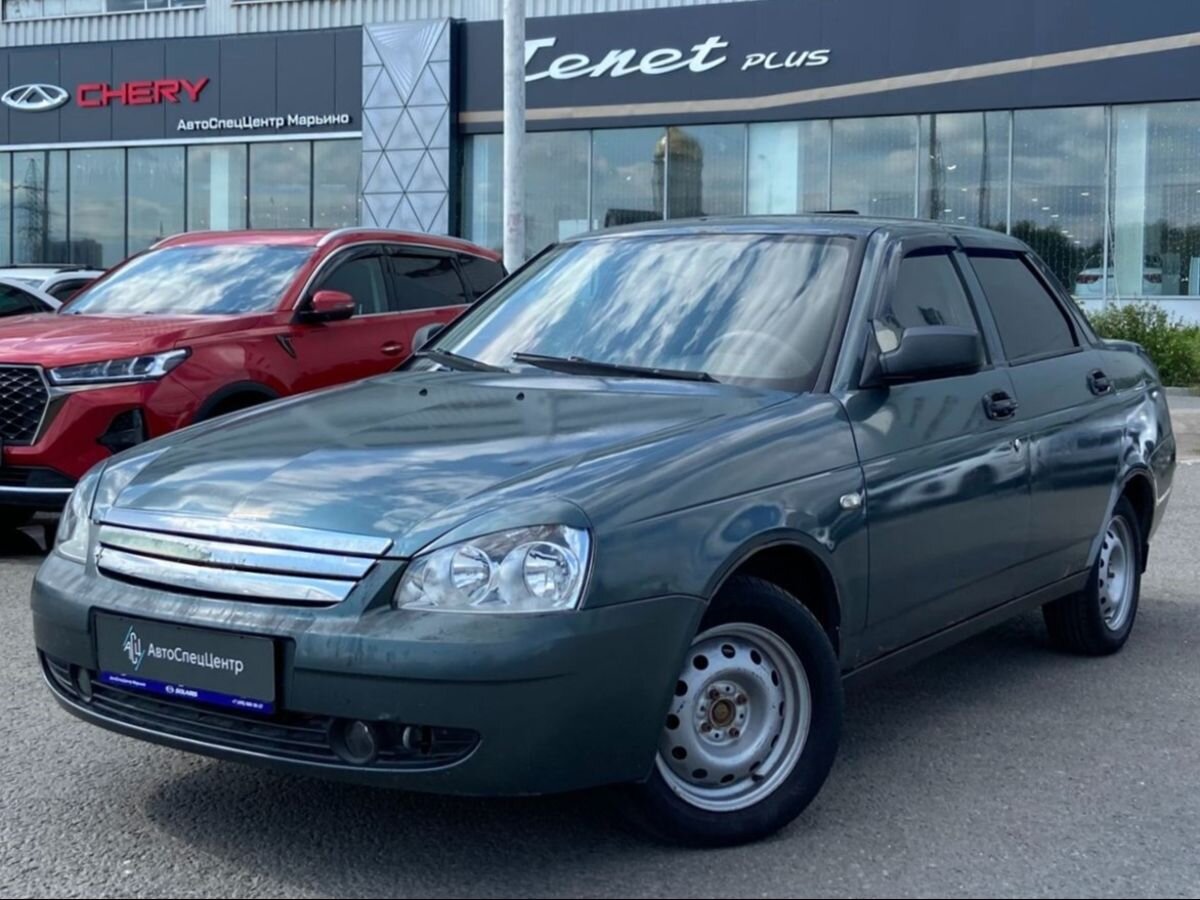 Lada (ВАЗ) Priora I поколение 1.6 MT (87 л.с.) Base Серый 2011 с пробегом 177 000 км