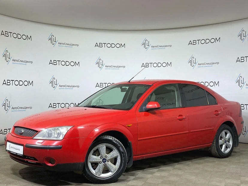 Автомобиль Ford Mondeo III поколение 2.0 MT (145 л.с.) Base Красный 2001 с пробегом 100 313 км