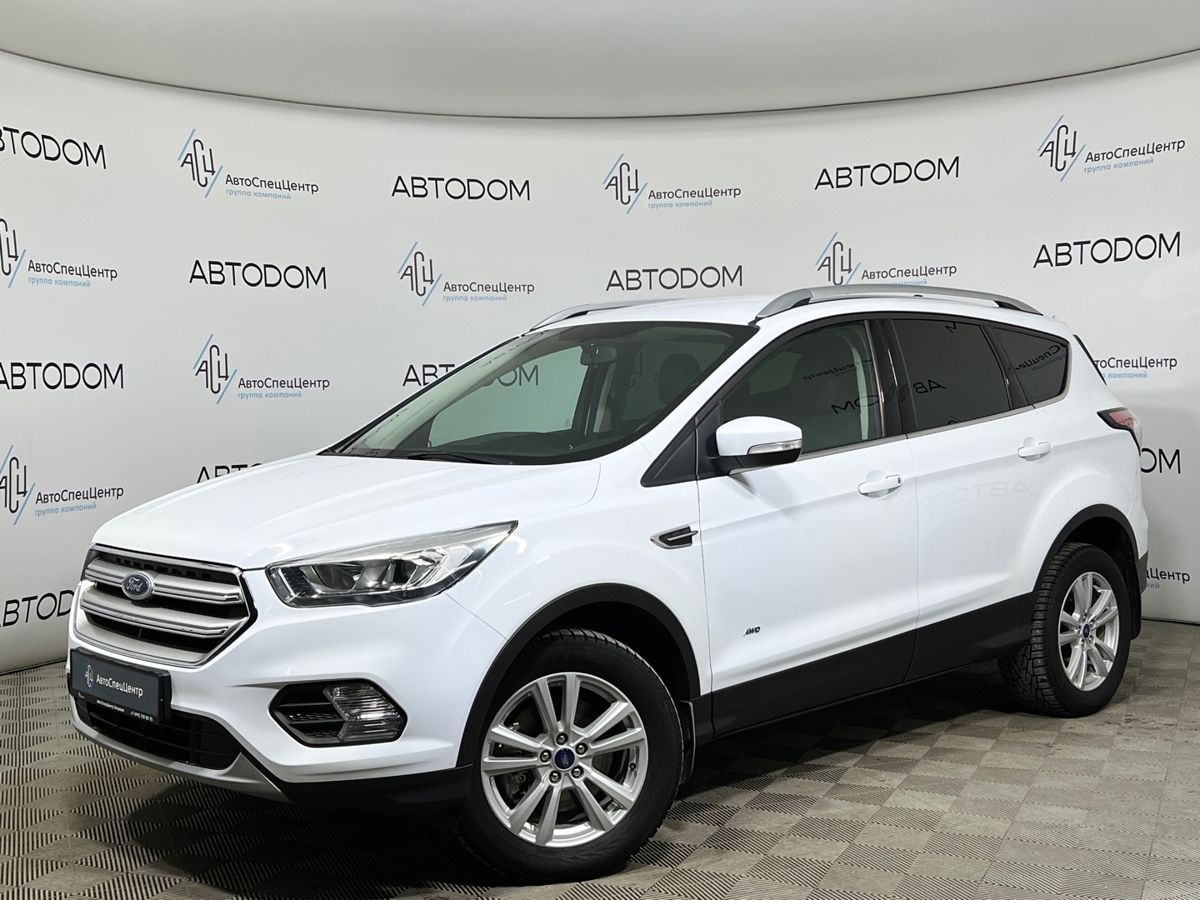 Автомобиль Ford Kuga II [рестайлинг] 1.5 AT 4WD (150 л.с.) Trend Plus (2017) Белый 2019 с пробегом 86 987 км