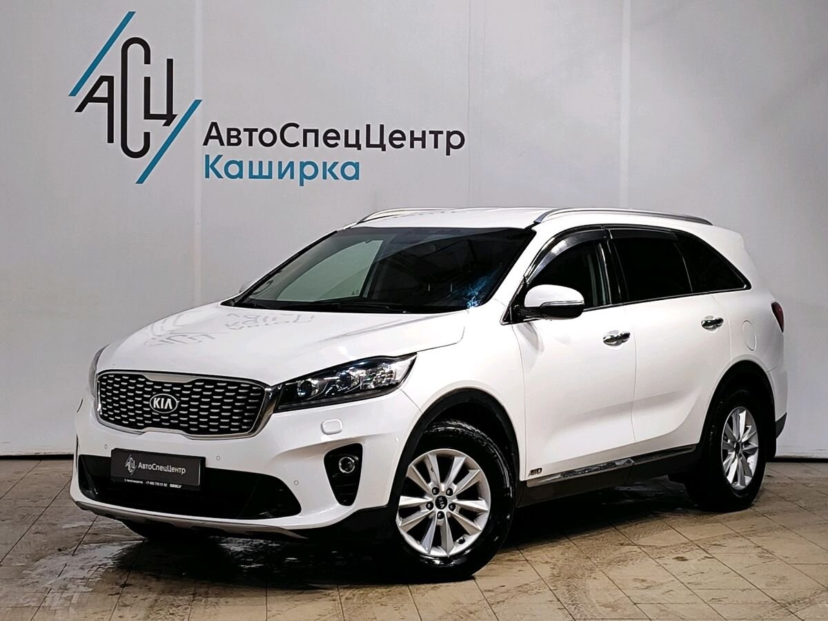 Автомобиль Kia Sorento III [рестайлинг] 2.4 AT 4WD (188 л.с.) Luxe Белый 2018 с пробегом 102 230 км