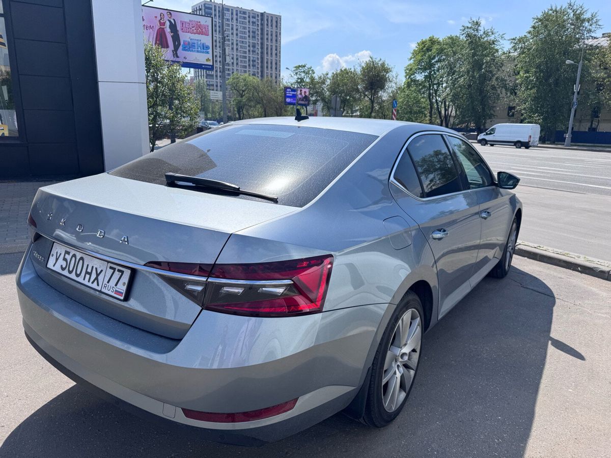 Skoda Superb III [рестайлинг] 2.0 AMT (190 л.с.) Style Серый 2020 с пробегом 130 654 км