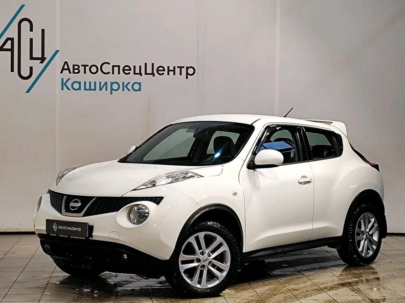 Автомобиль Nissan Juke I поколение (F15) 1.6 CVT (117 л.с.) SE Белый 2014 с пробегом 94 784 км