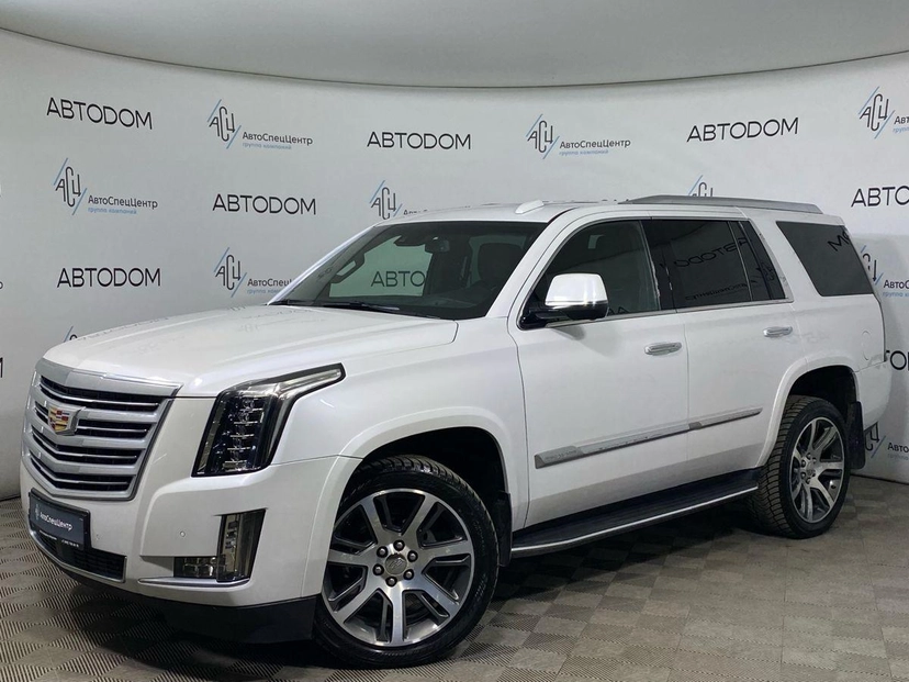 Автомобиль Cadillac Escalade IV поколение 6.2 AT 4WD (409 л.с.) Platinum Белый 2016 с пробегом 189 758 км