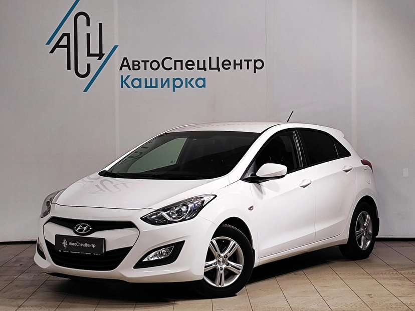 Автомобиль Hyundai i30 II поколение (GD) 1.6 AT (130 л.с.) Active Белый 2014 с пробегом 158 707 км