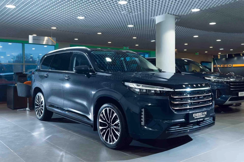 Автомобиль EXEED VX I поколение 2.0 AMT 4WD (249 л.с.) President LE Зелёный 2023 новый