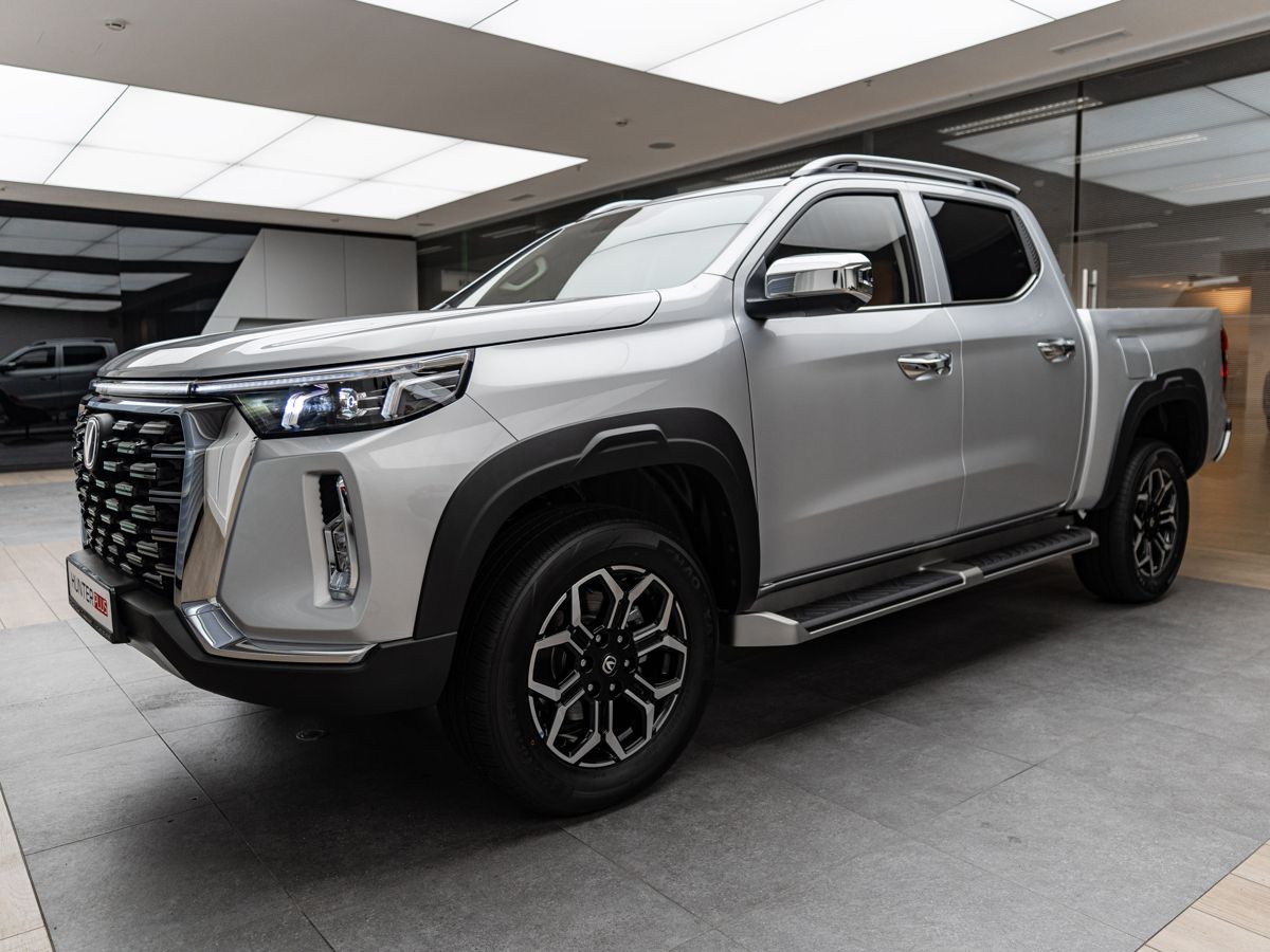 Changan Hunter Plus I поколение 2.0 AT 4WD (226 л.с.) Люкс / Luxe Серебристый 2025 новый