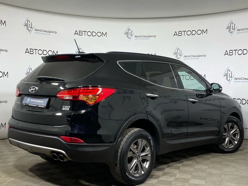 Автомобиль Hyundai Santa Fe III поколение (DM) 2.2d AT 4WD (197 л.с.) Dynamic Чёрный 2015 с пробегом 199 445 км