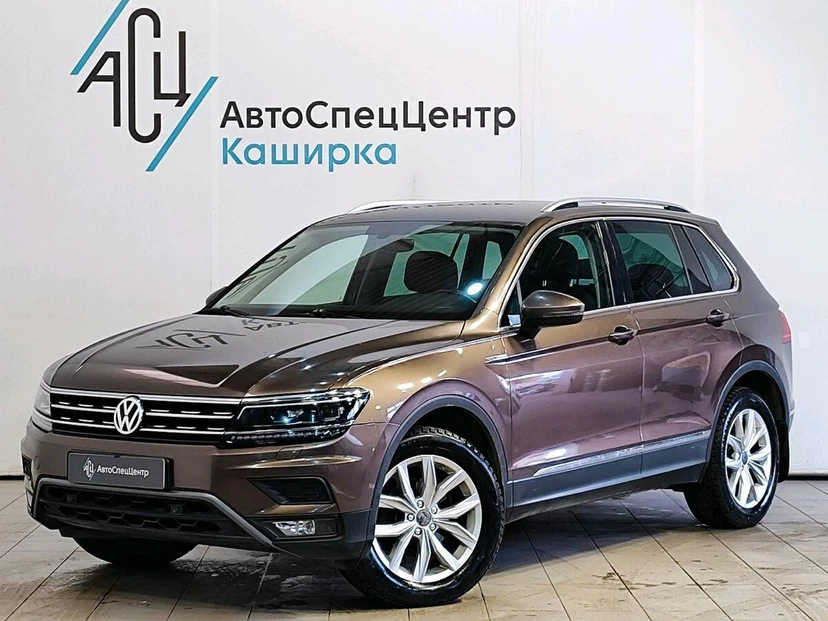 Автомобиль Volkswagen Tiguan II поколение 1.4 AMT 4WD (150 л.с.) Offroad Коричневый 2017 с пробегом 172 418 км