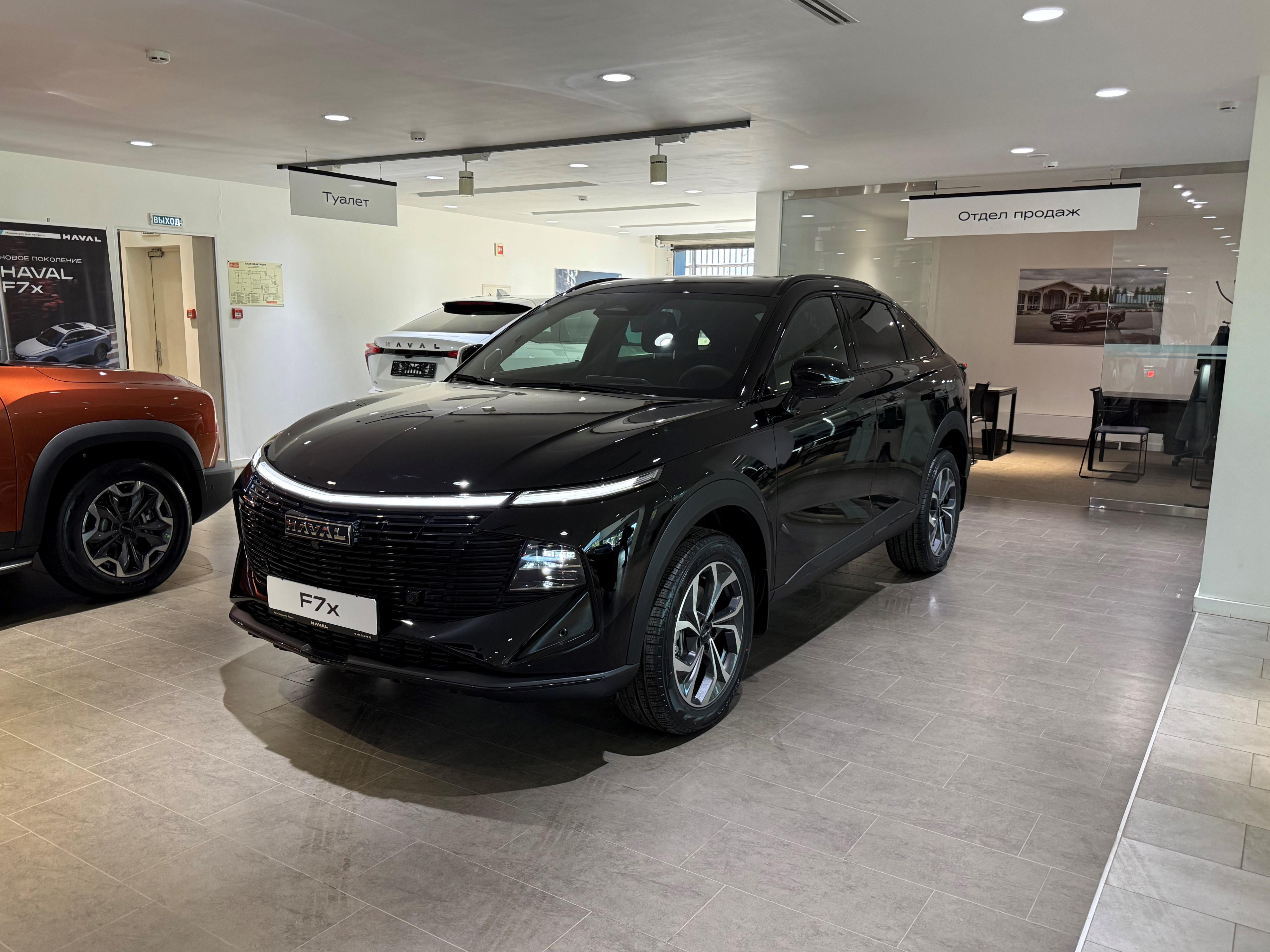 Автомобиль Haval F7x II поколение 2.0 AMT 4WD (192 л.с.) Tech Plus Чёрный 2026 новый