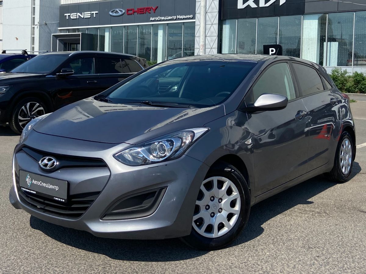 Hyundai i30 II поколение (GD) 1.6 MT (130 л.с.) Classic Серый 2012 с пробегом 126 205 км