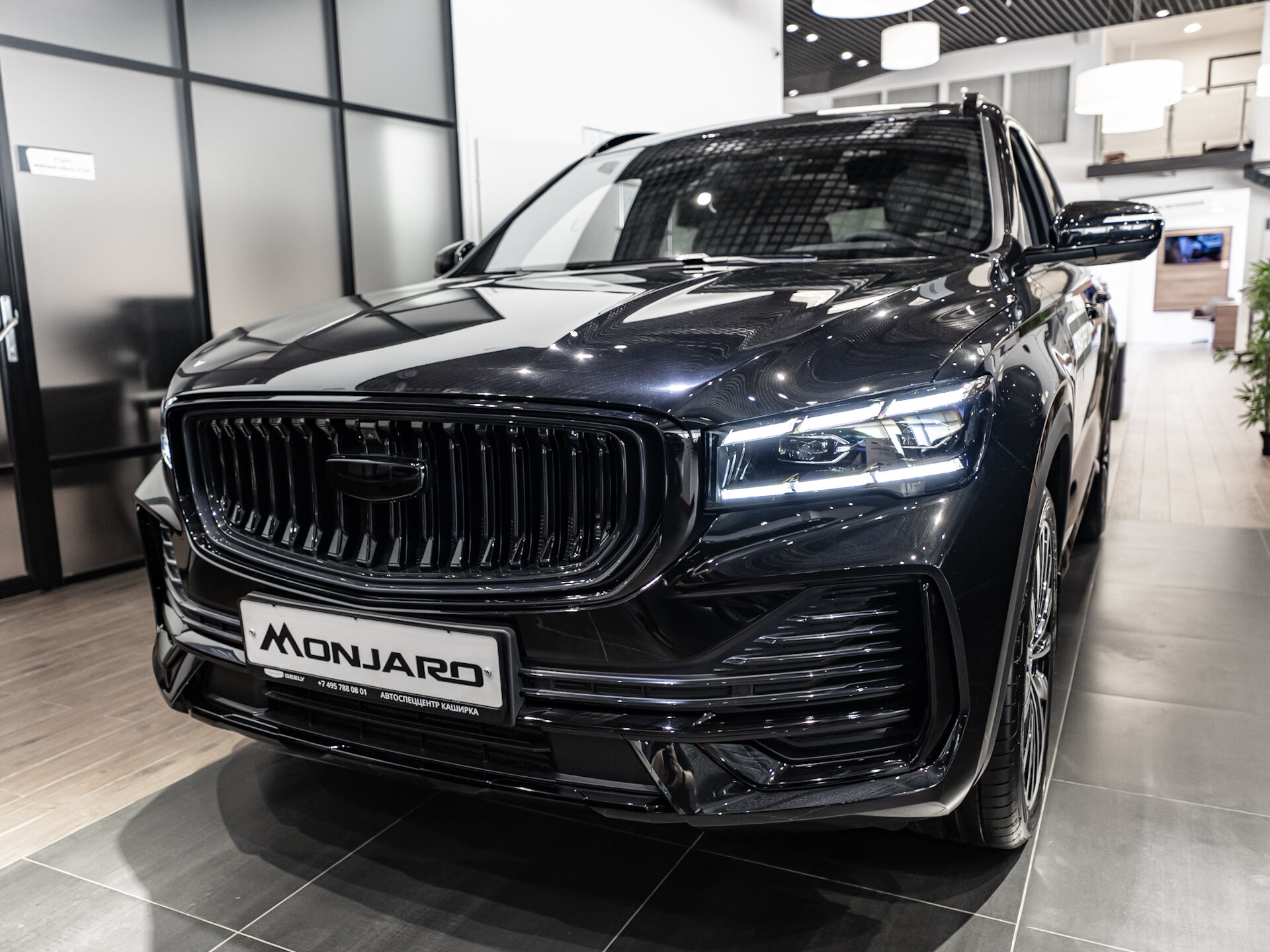 Geely Monjaro I [рестайлинг] 2.0 AT 4WD (238 л.с.) Флагман Чёрный 2026 новый